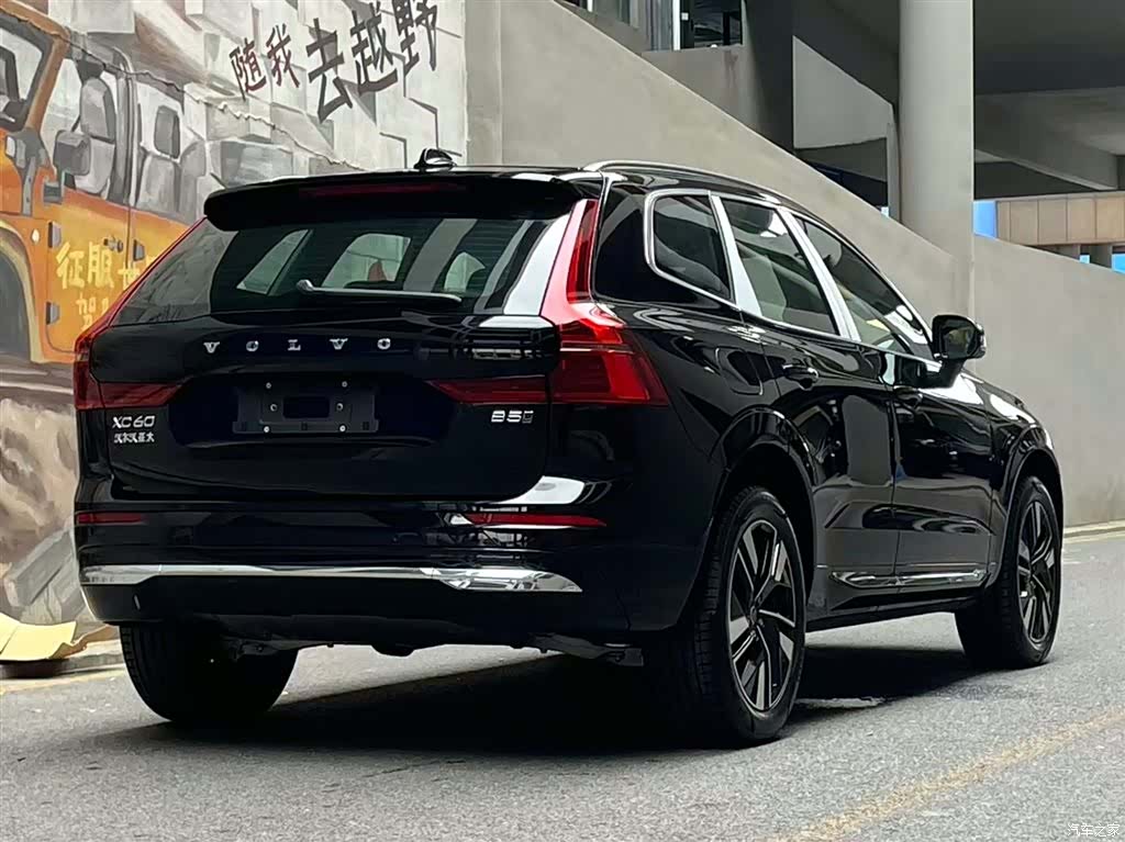 Volvo XC60, 2026 все фото