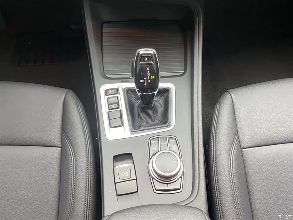 BMW 1 Series, 2021 23