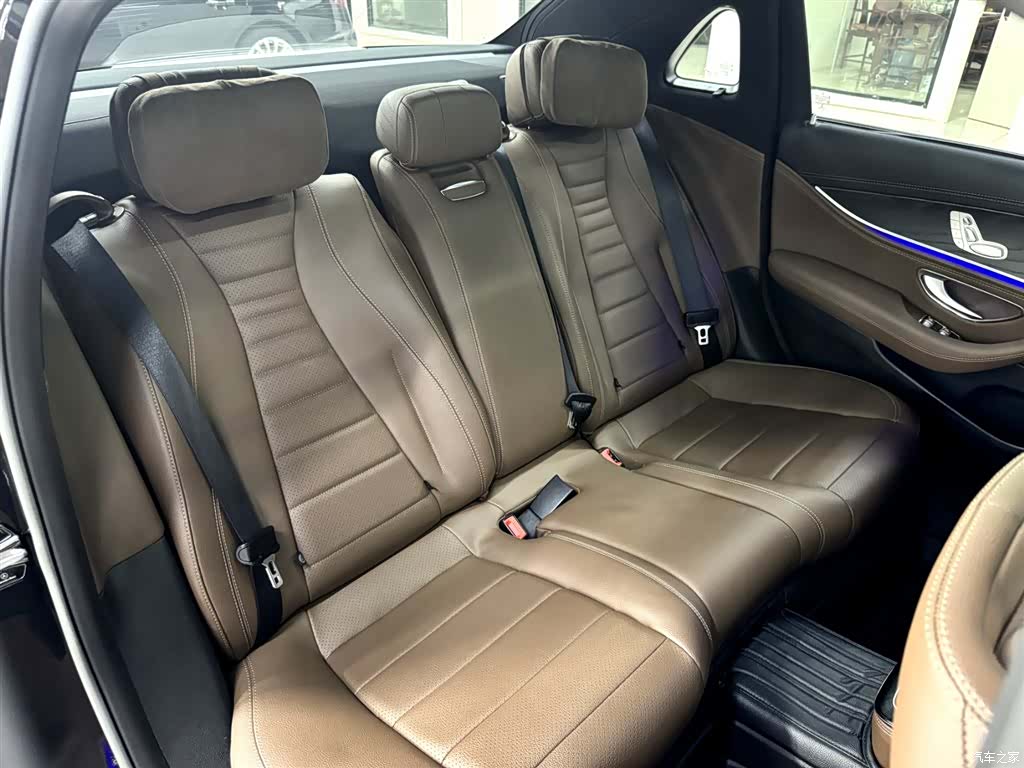 Mercedes-Benz E-Class, 2021 20