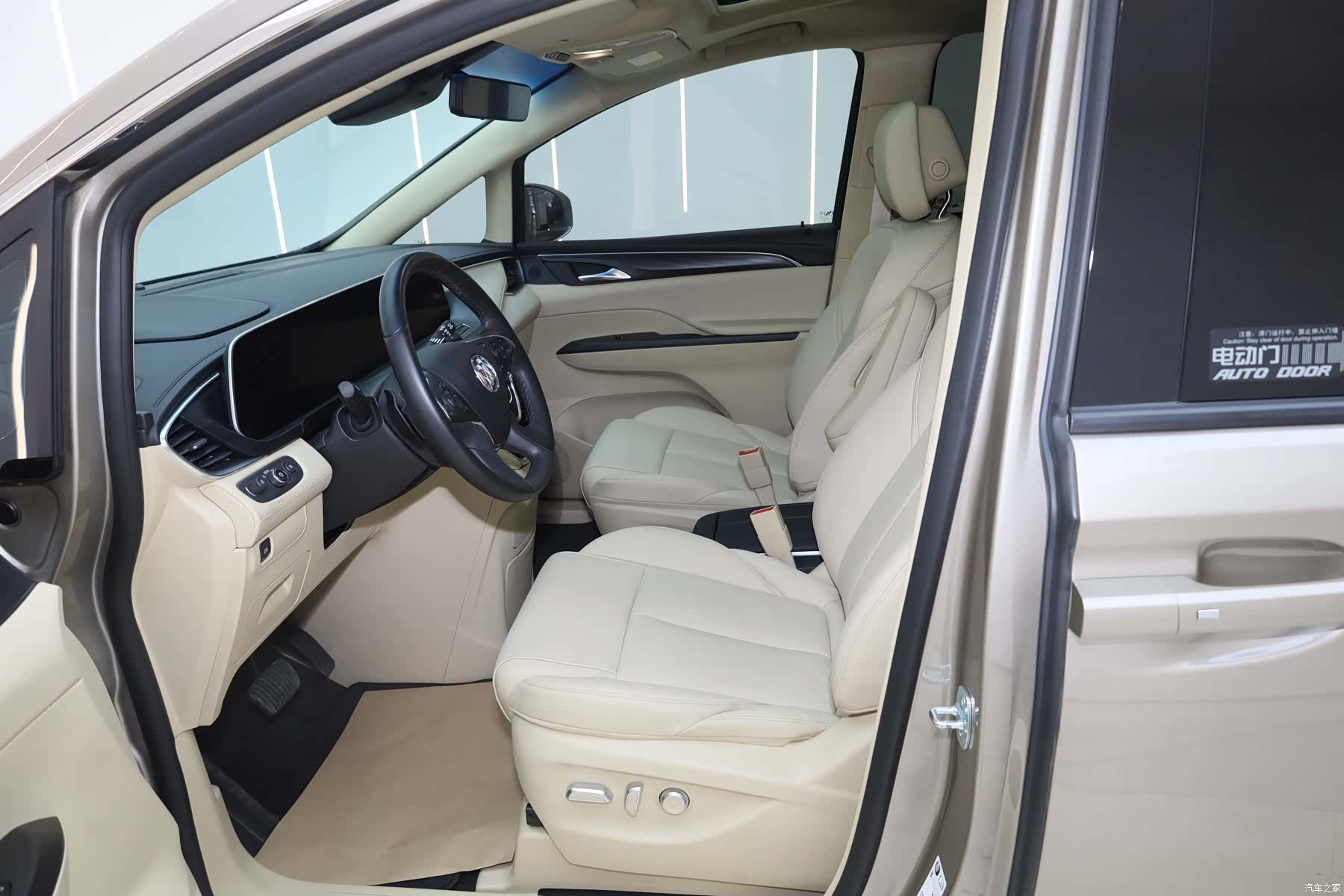 Buick GL8, 2024 11