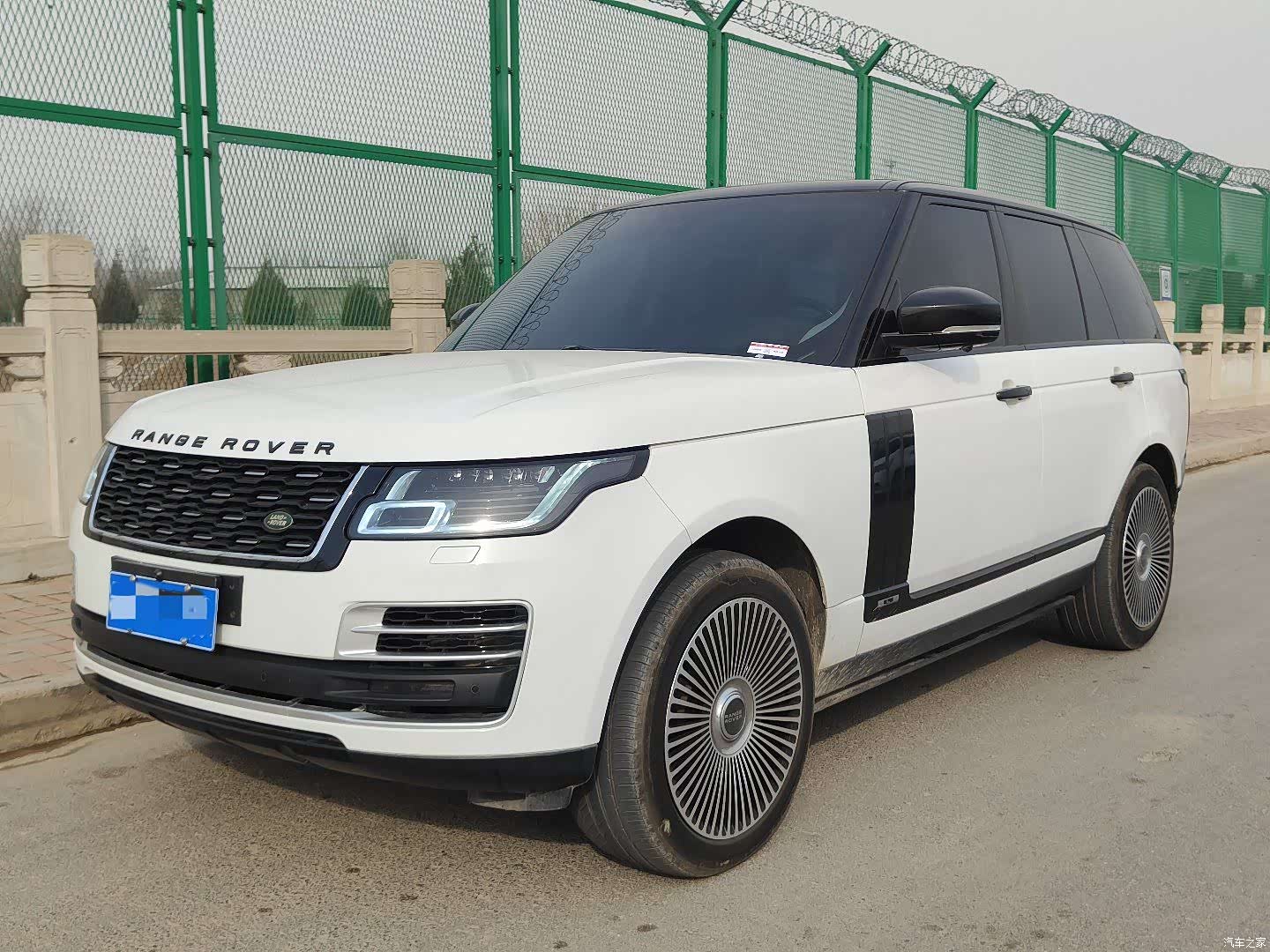 Land Rover Range Rover, 2015 1