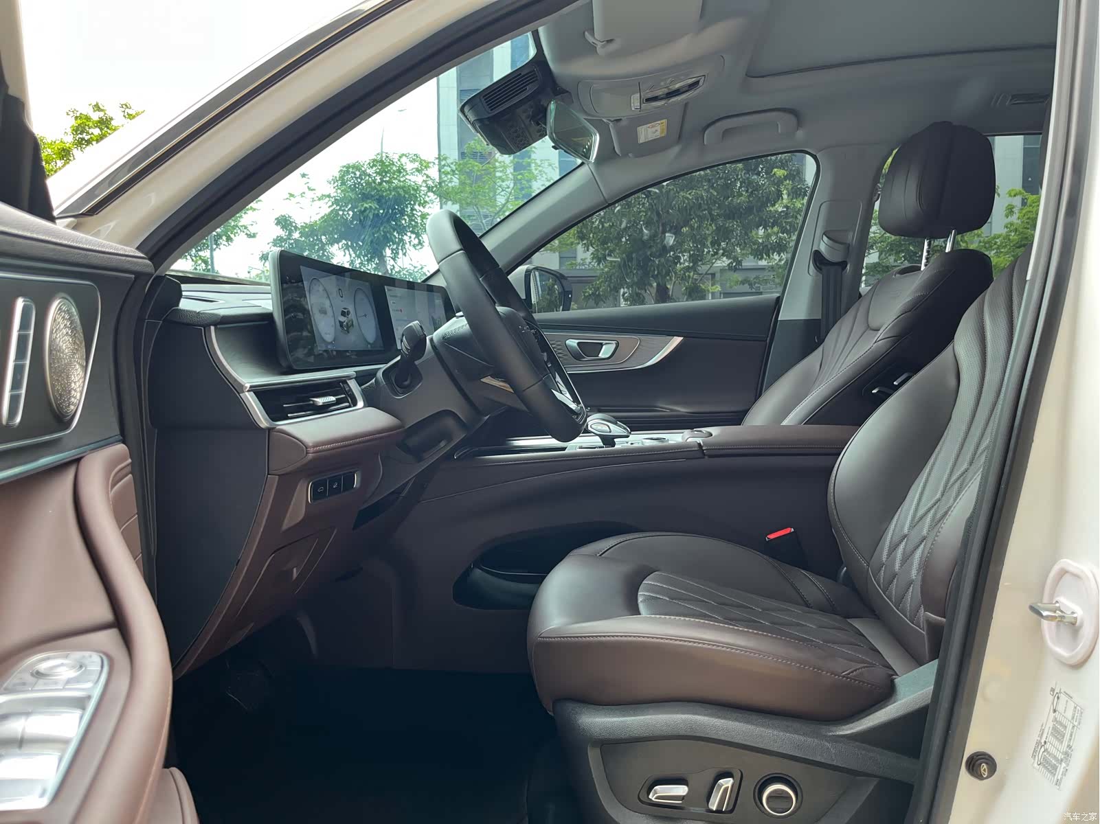 Chery Tiggo 8, 2025 7