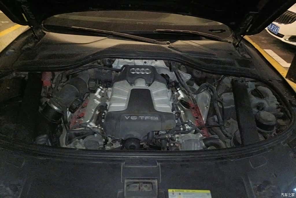 Audi A8L, 2012 10