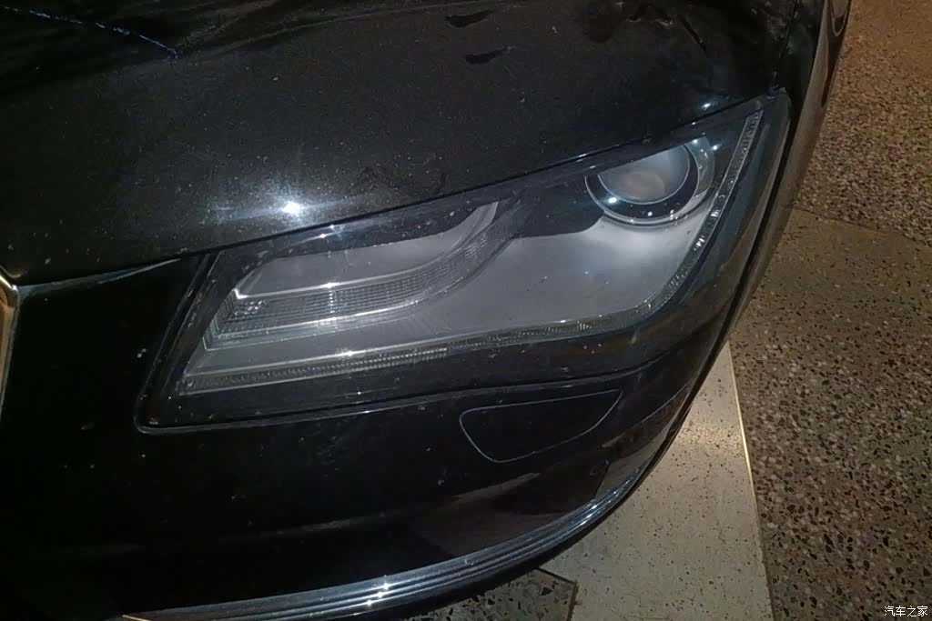 Audi A8L, 2012 все фото