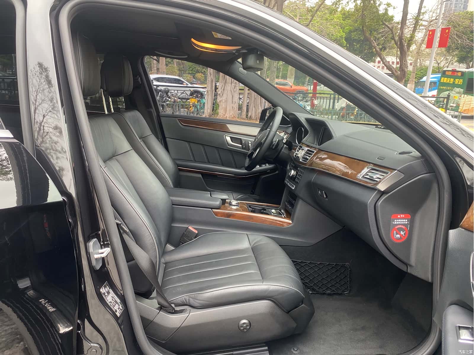 Mercedes-Benz E-Class, 2014 10