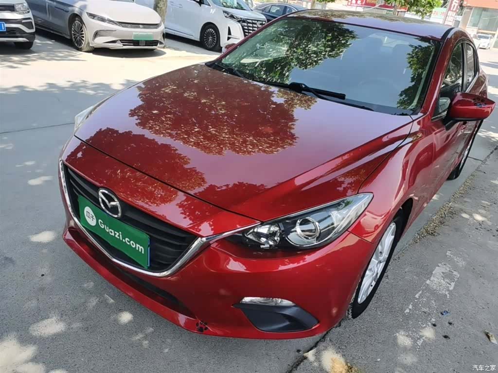 Mazda Mazda3, 2015 1