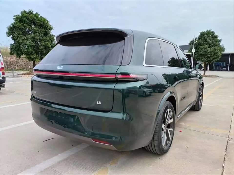 Li Auto Ideal L8