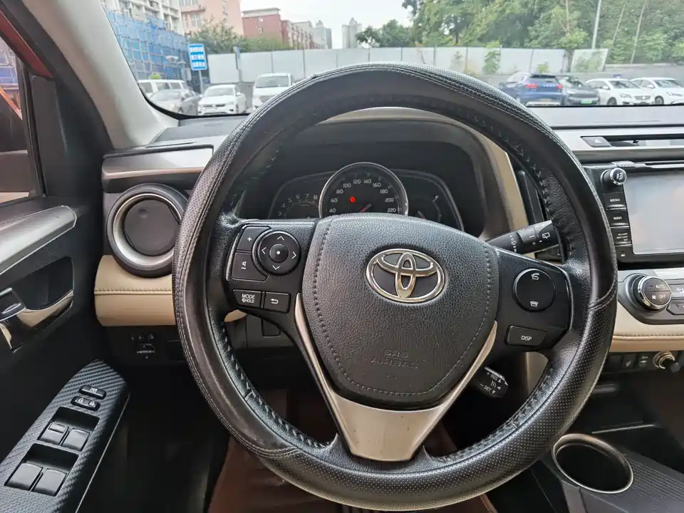 Toyota RAV4 Rongfang