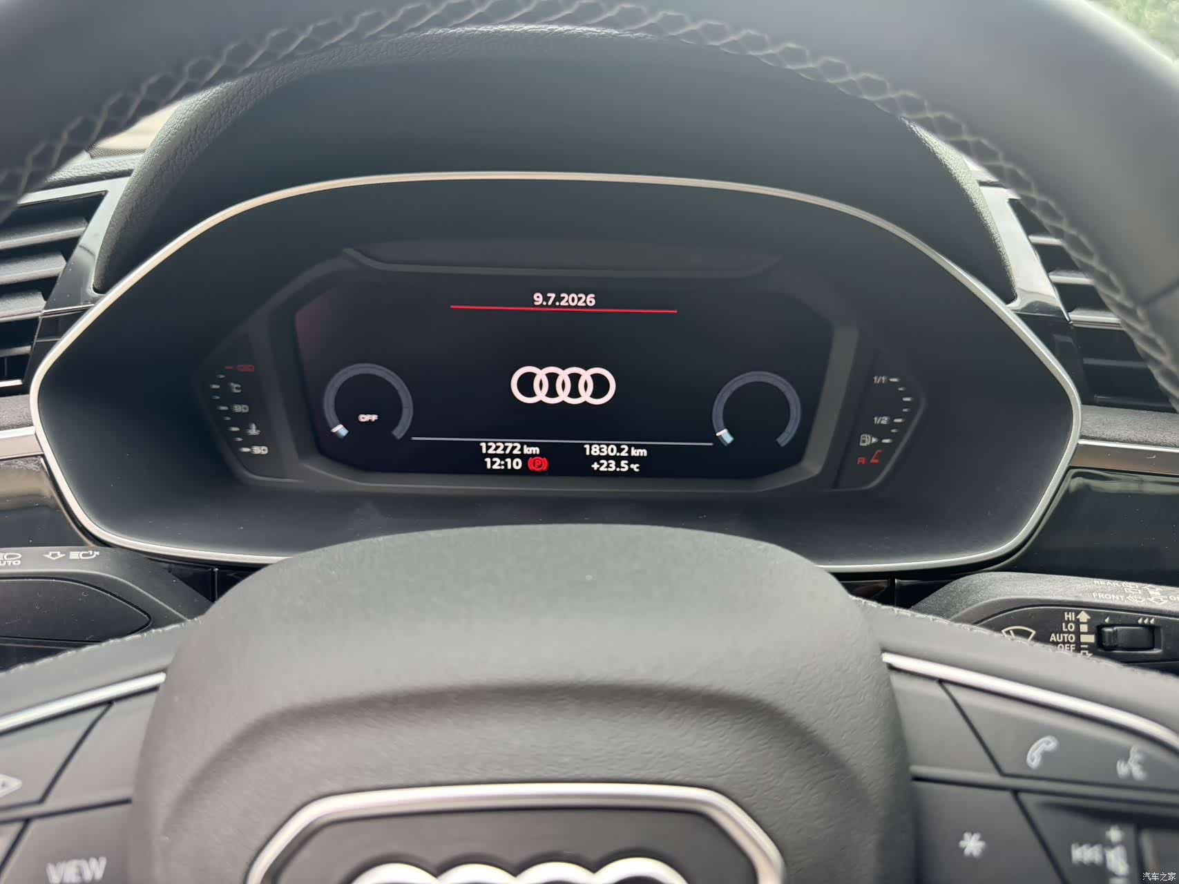 Audi Q3, 2022 11