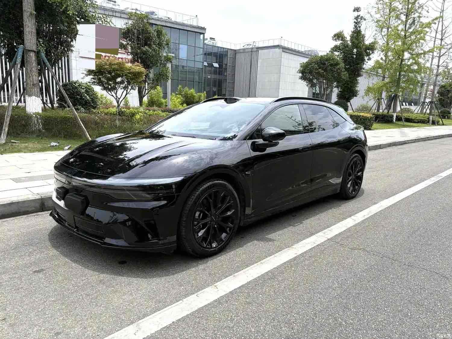 Zeekr 007