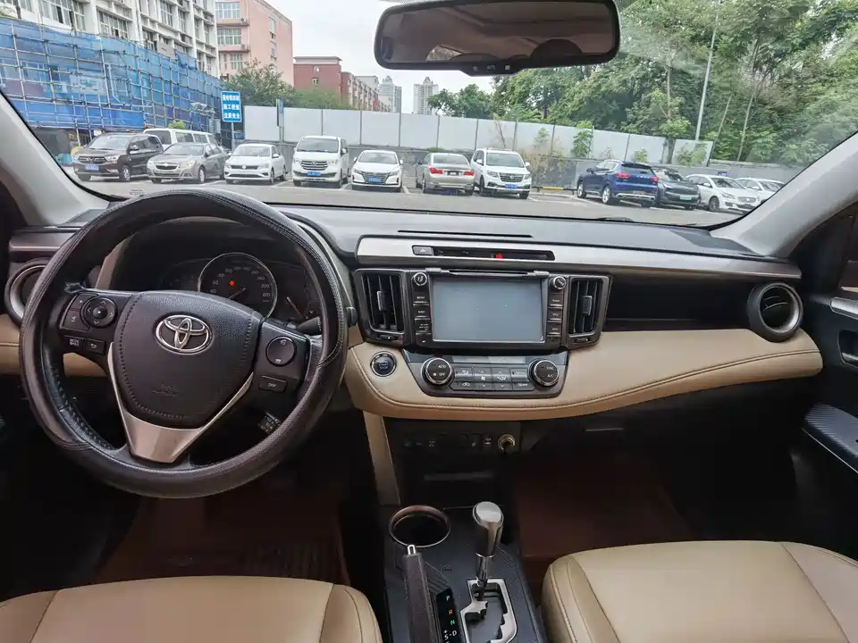 Toyota RAV4 Rongfang
