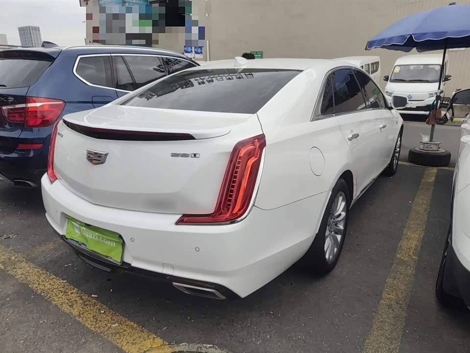 Cadillac XTS