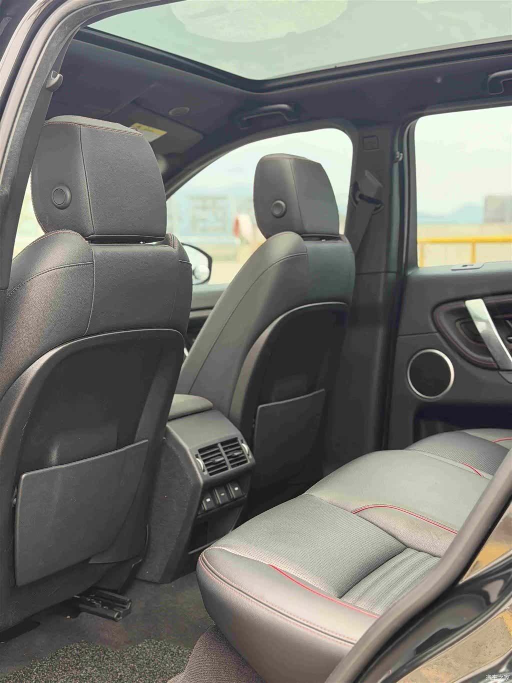 Land Rover Discovery, 2022 16