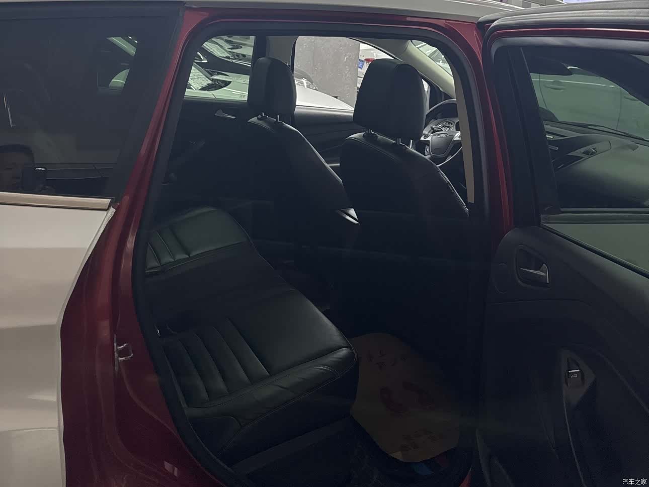 Ford Kuga, 2015 7