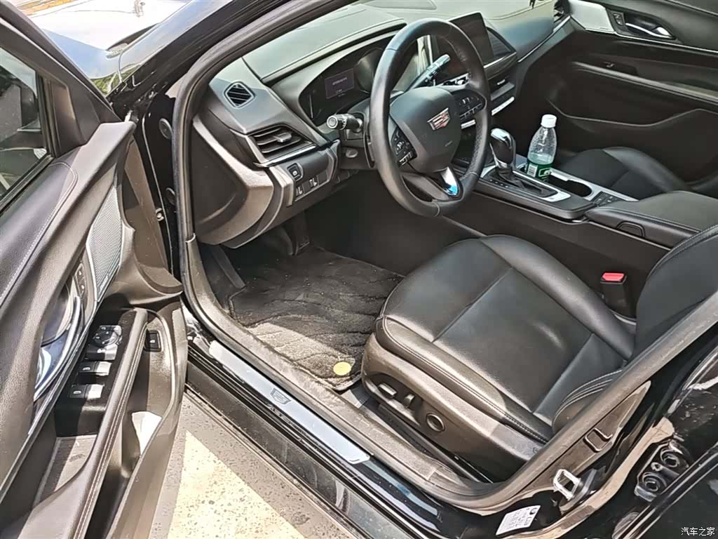 Cadillac CT4, 2022 16
