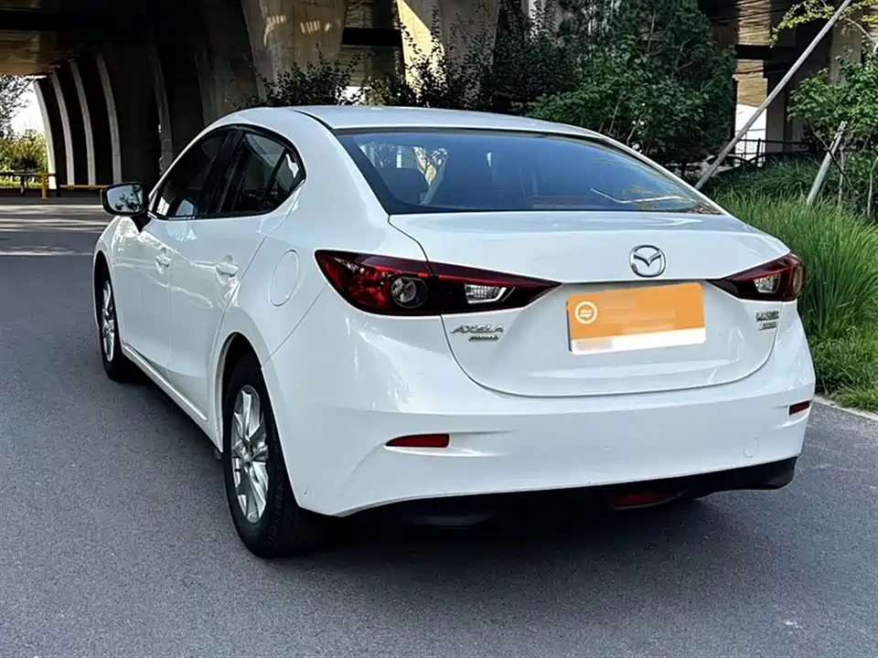 Mazda 3 Angkesaila