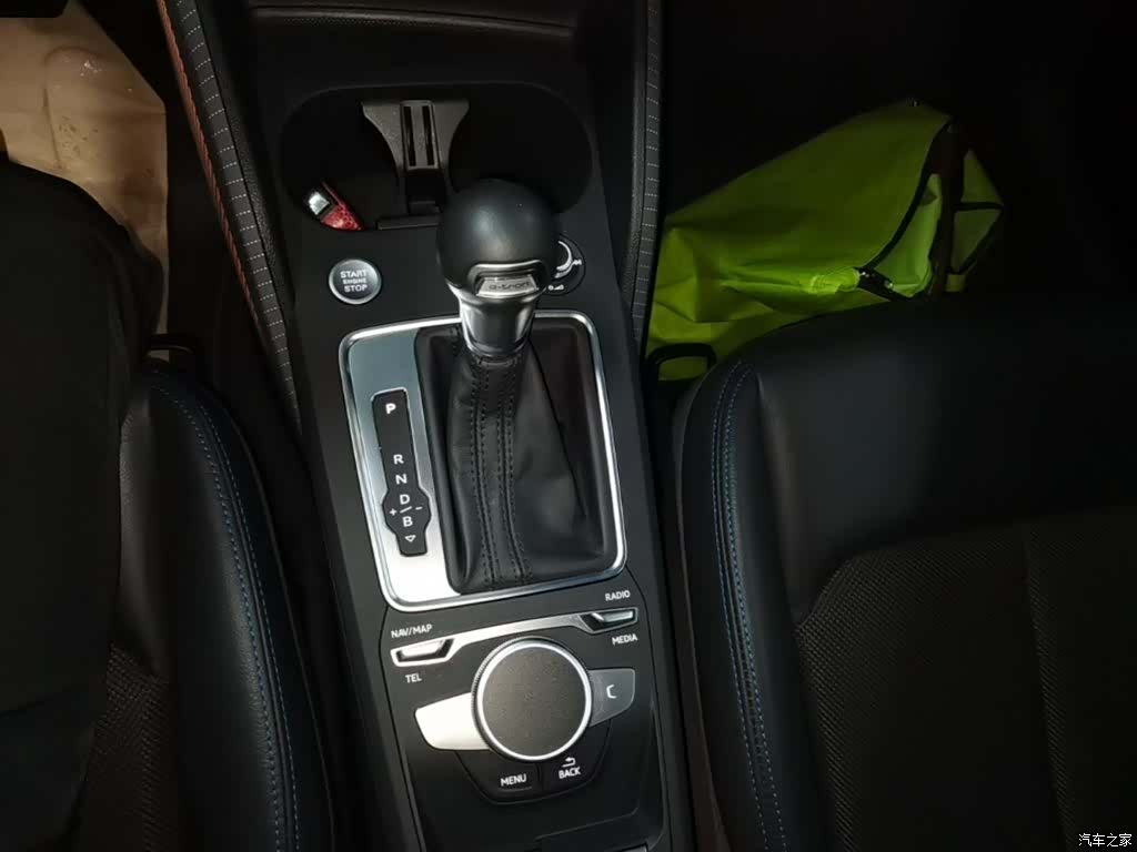 Audi e-tron, 2020 14