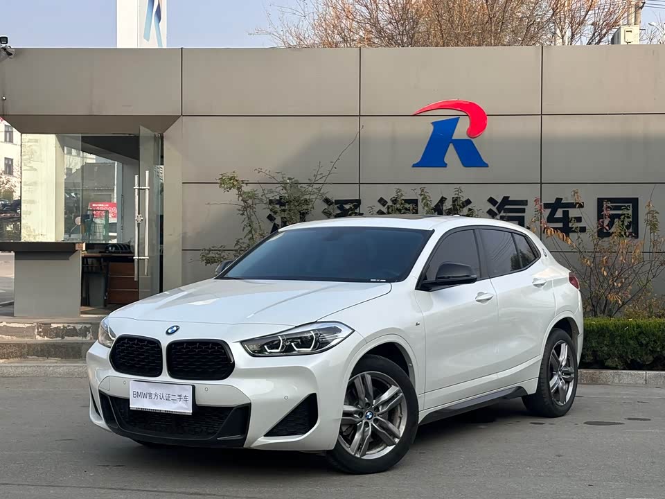 BMW X2