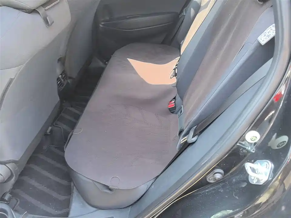 Toyota Corolla Sharp amplifier