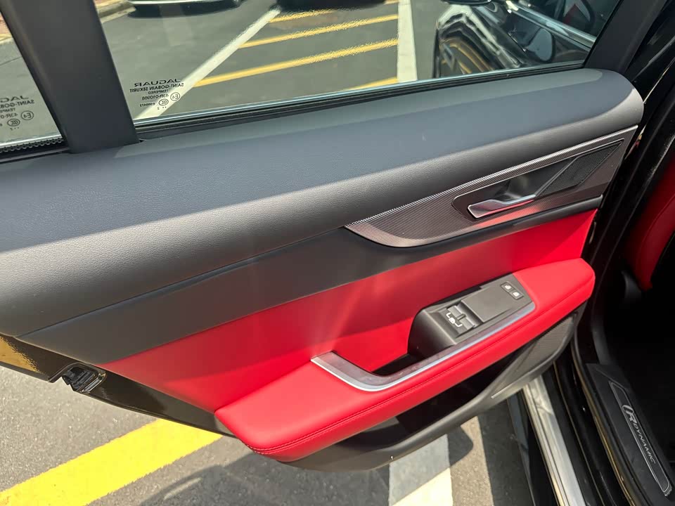 Jaguar XEL Jaguar XEL