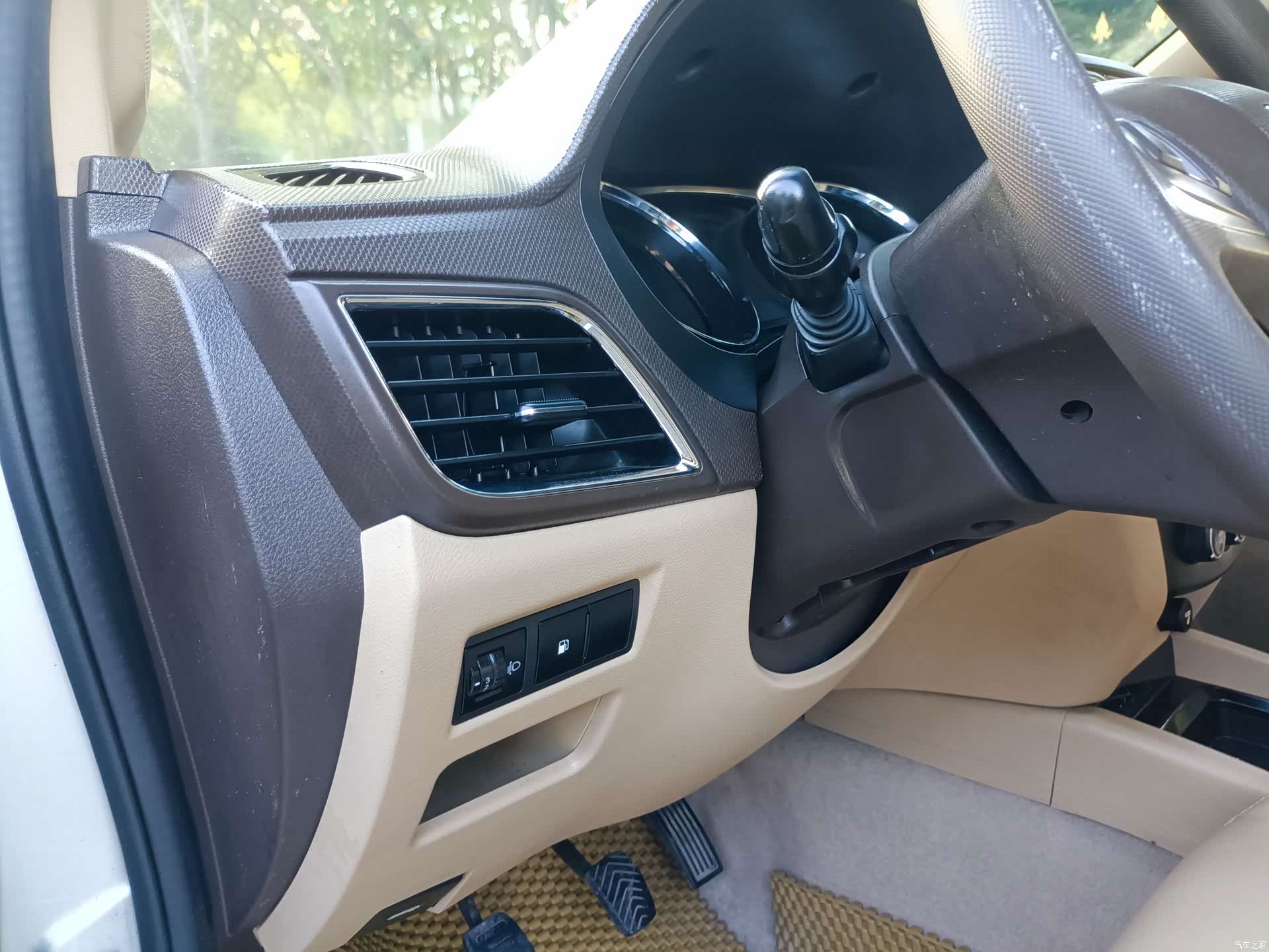 Wuling Hongguang, 2015 18
