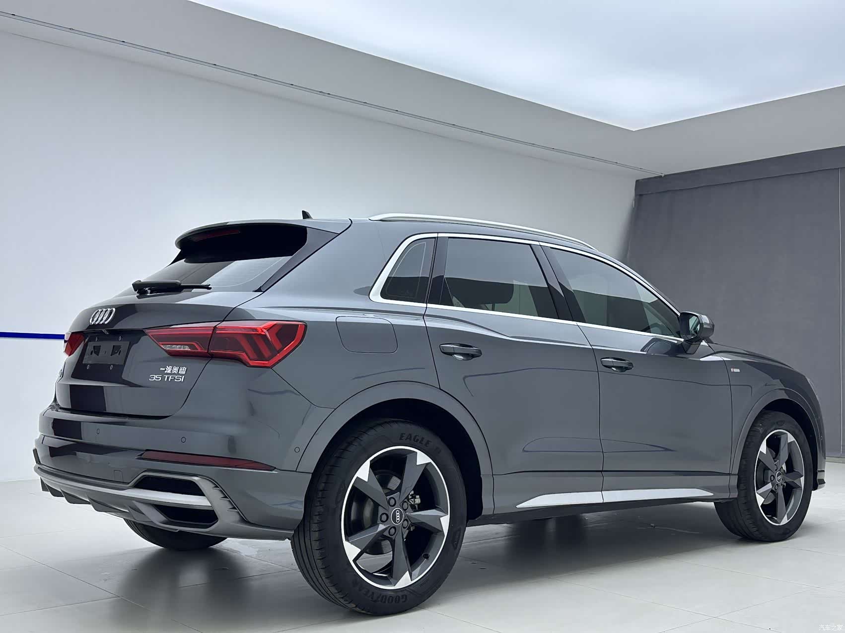 Audi Q3, 2022 6
