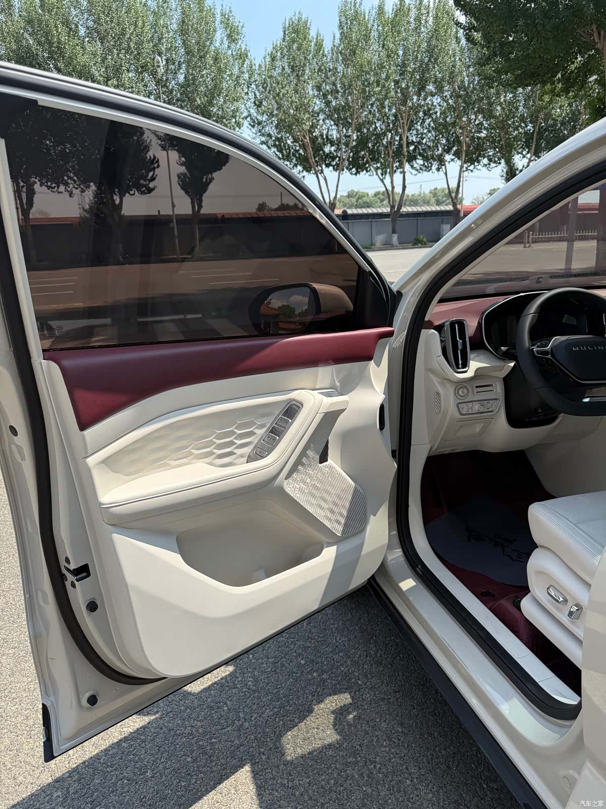 Wuling DHT, 2023 8