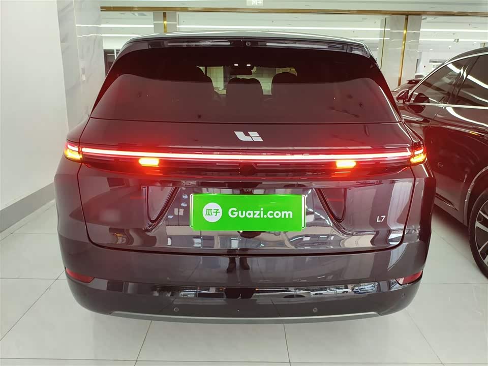 Li Auto Ideal L7