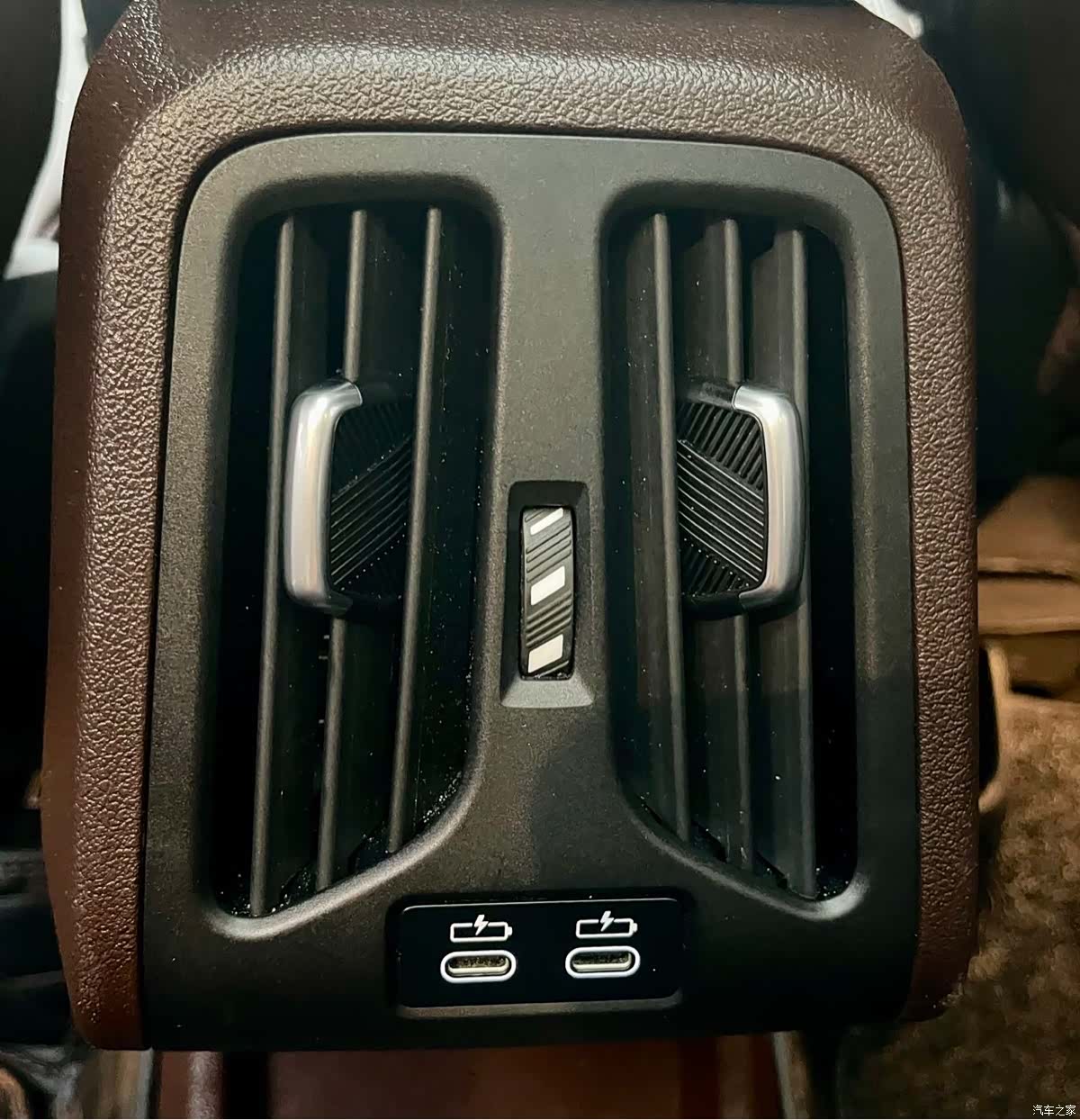 BMW X1, 2024 21
