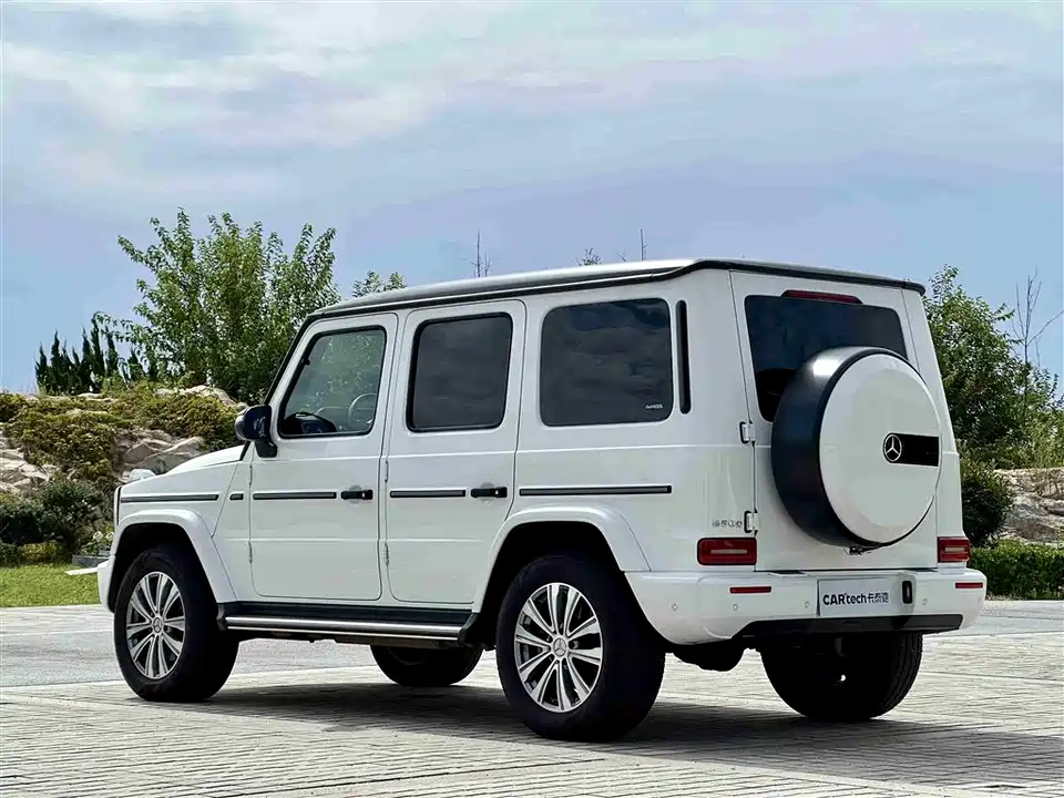 Mercedes-Benz G-class