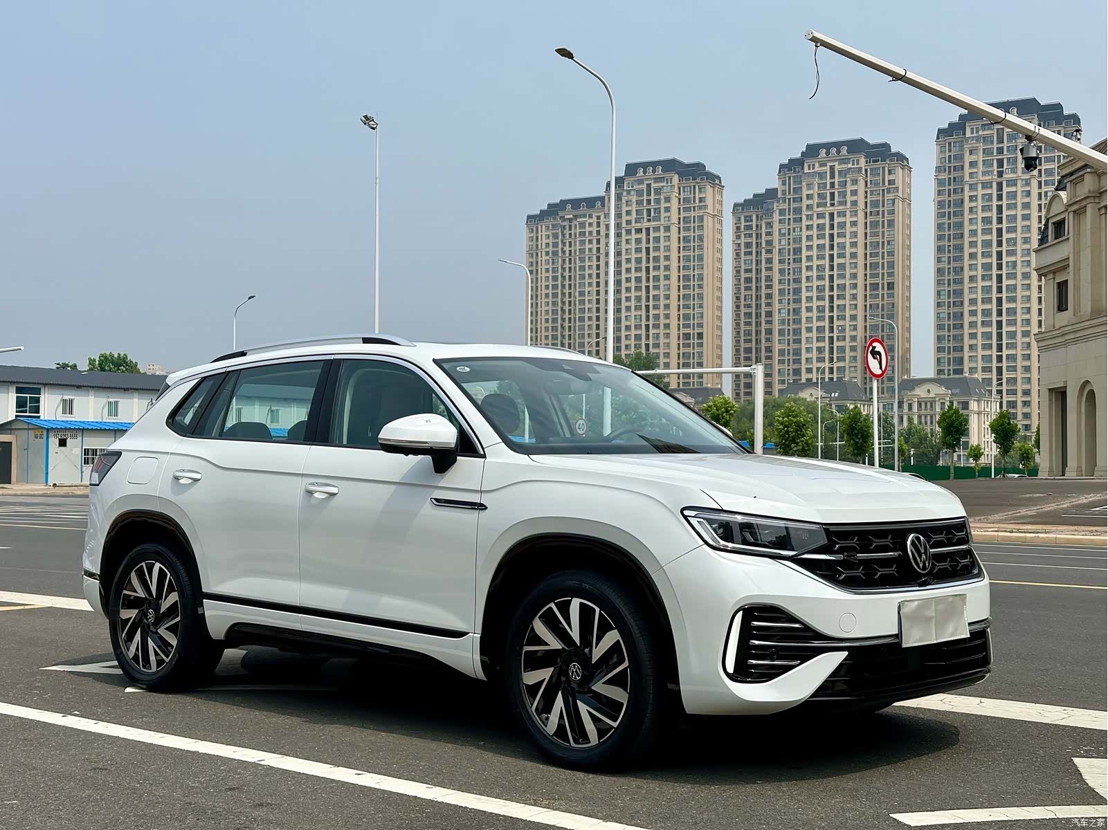 Volkswagen Tayron, 2023 3