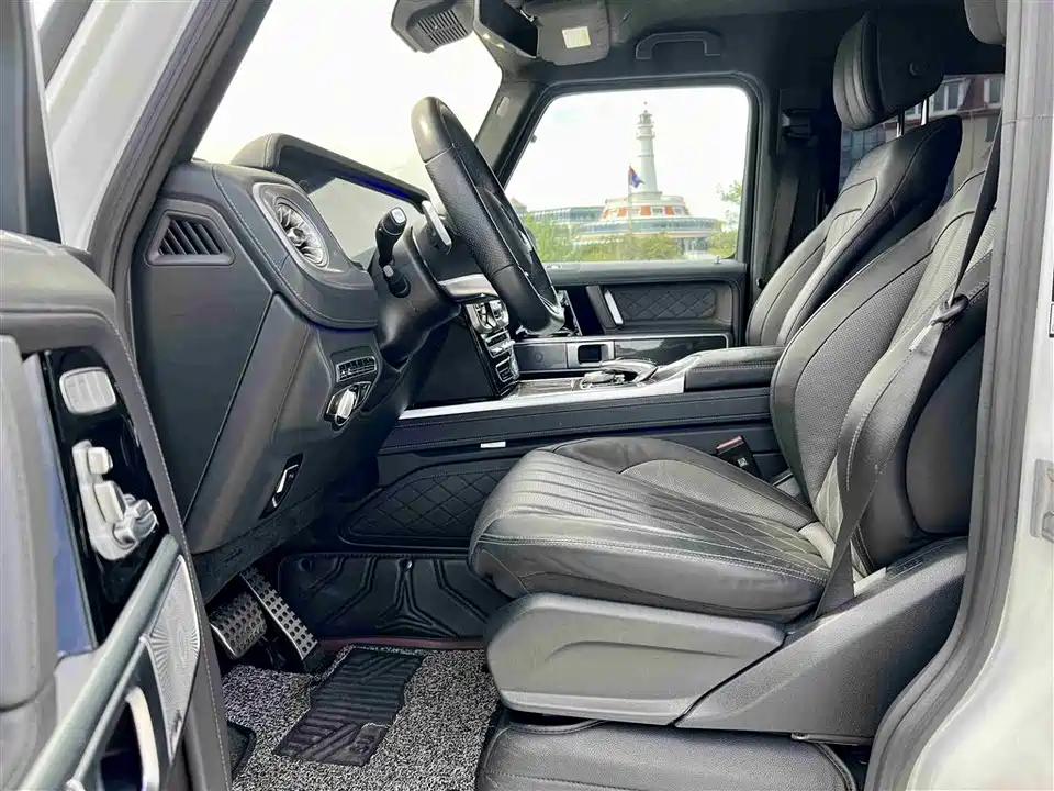 Mercedes-Benz G-class