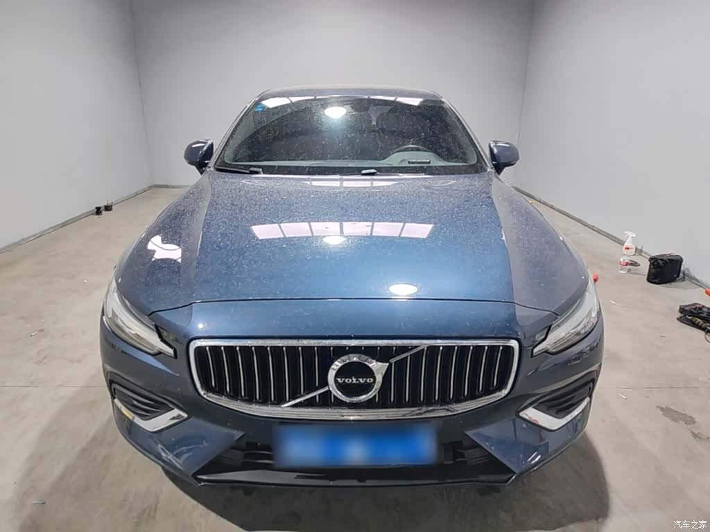 Volvo S60, 2020 3