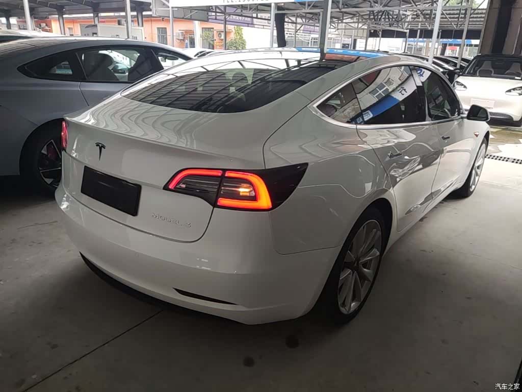 Tesla Model 3, 2020 7