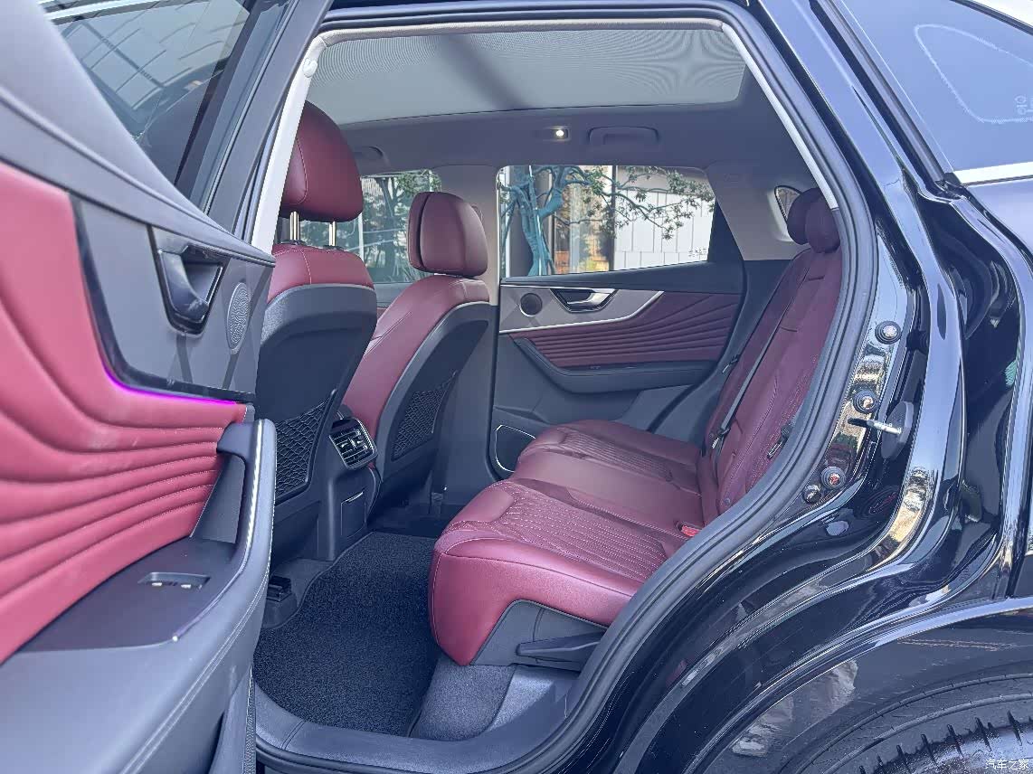Hongqi HS5, 2023 все фото
