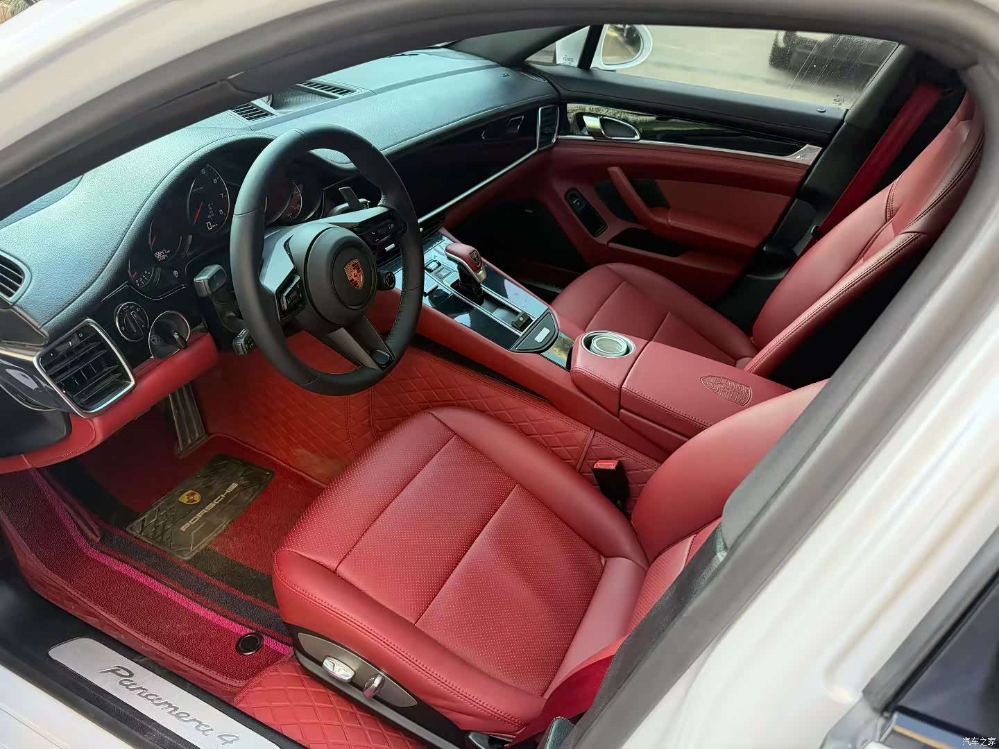 Porsche Panamera, 2012 4