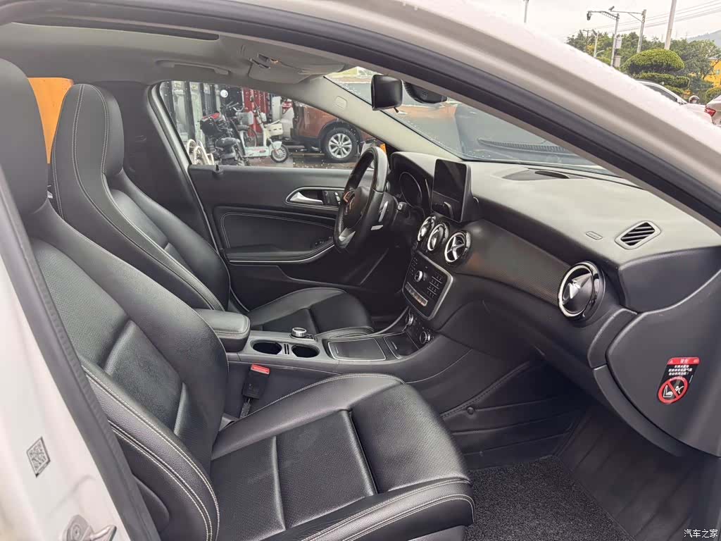 Mercedes-Benz GLA, 2019 8