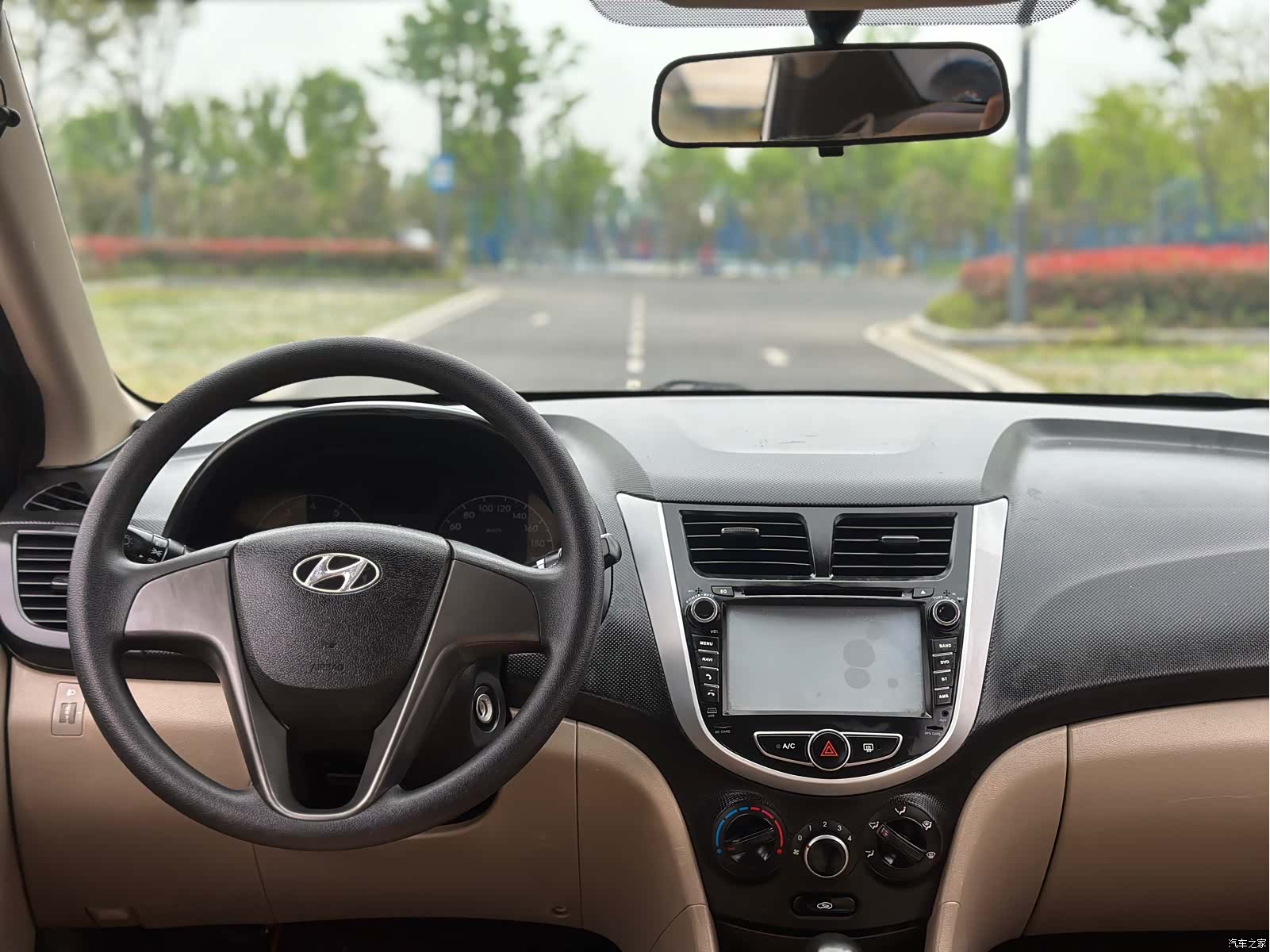 Hyundai GLS, 2014 21