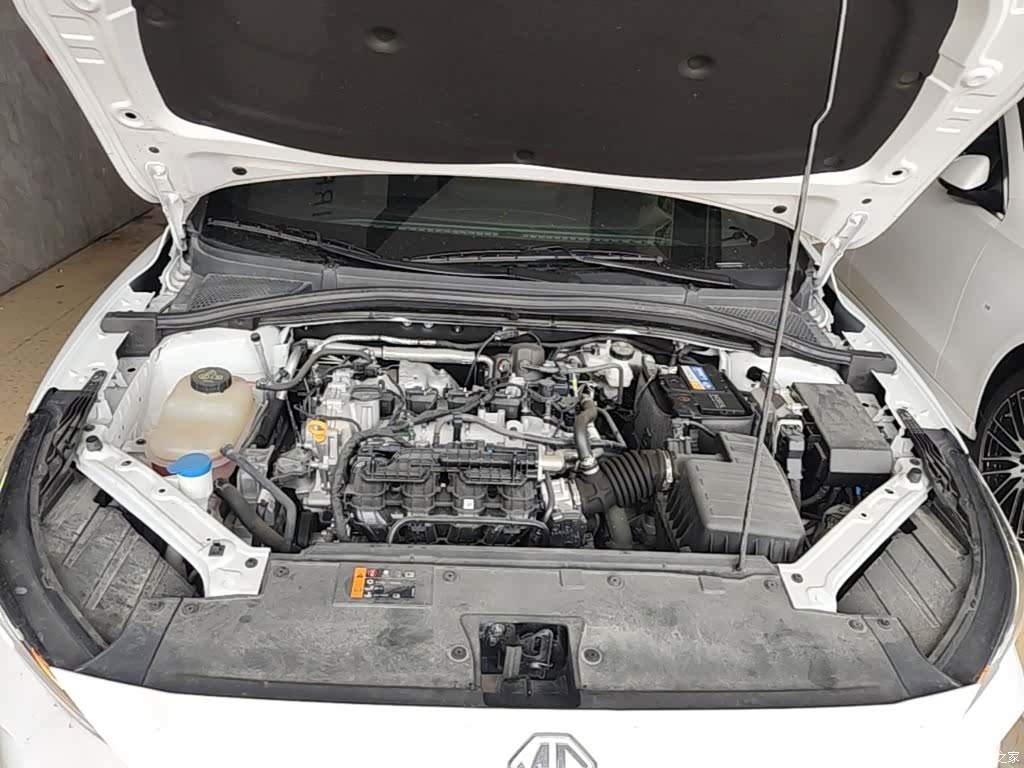 MG MG5, 2025 20