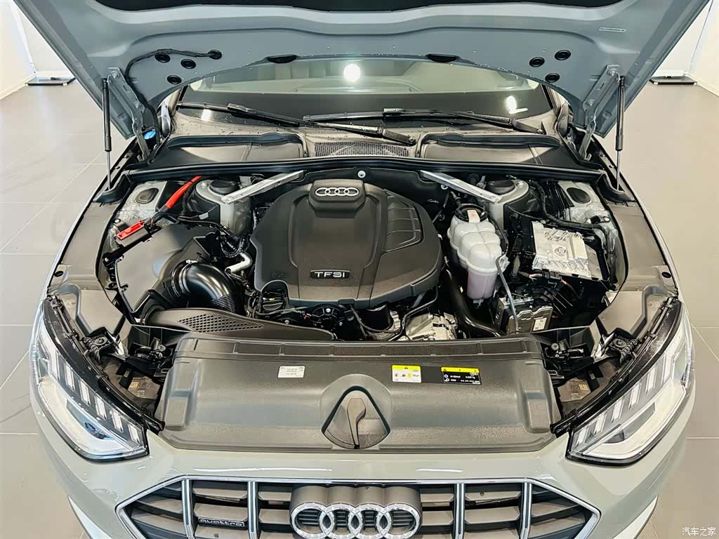 Audi A4, 2023 10
