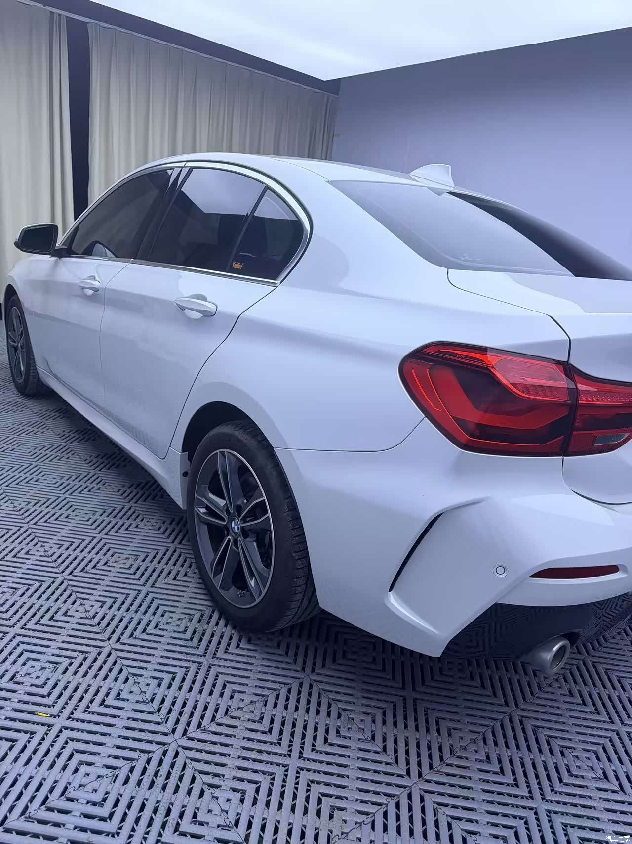 BMW 1 Series, 2022 8