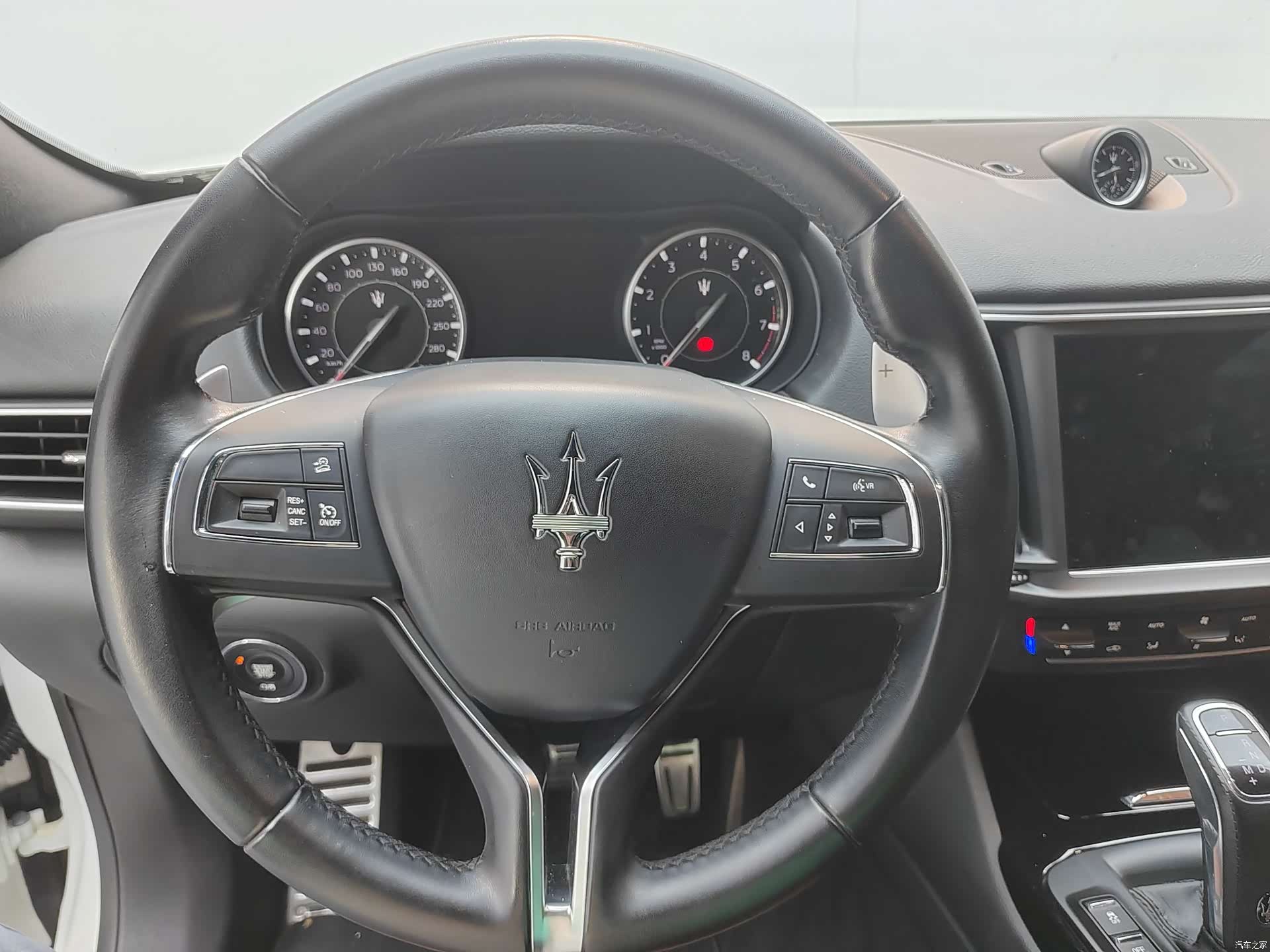 Maserati Levante, 2022 7