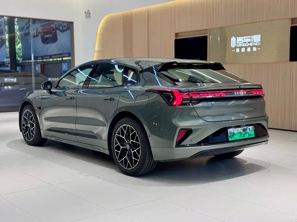 Zeekr 001
