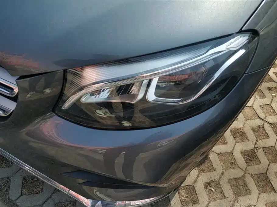 Mercedes-Benz GLC Mercedes-Benz GLC