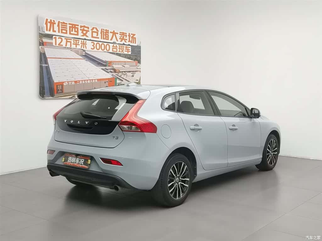 Volvo V40, 2018 2