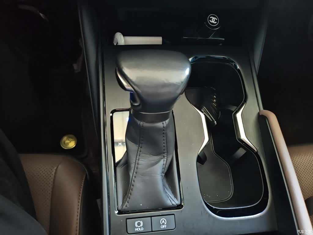 Lexus ES, 2022 10