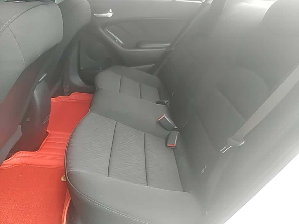 Kia K3, 2015 17