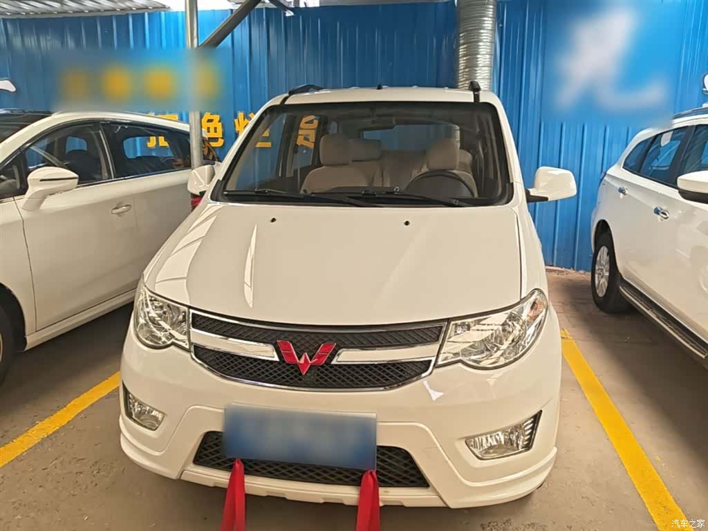 Wuling Hongguang, 2016 3