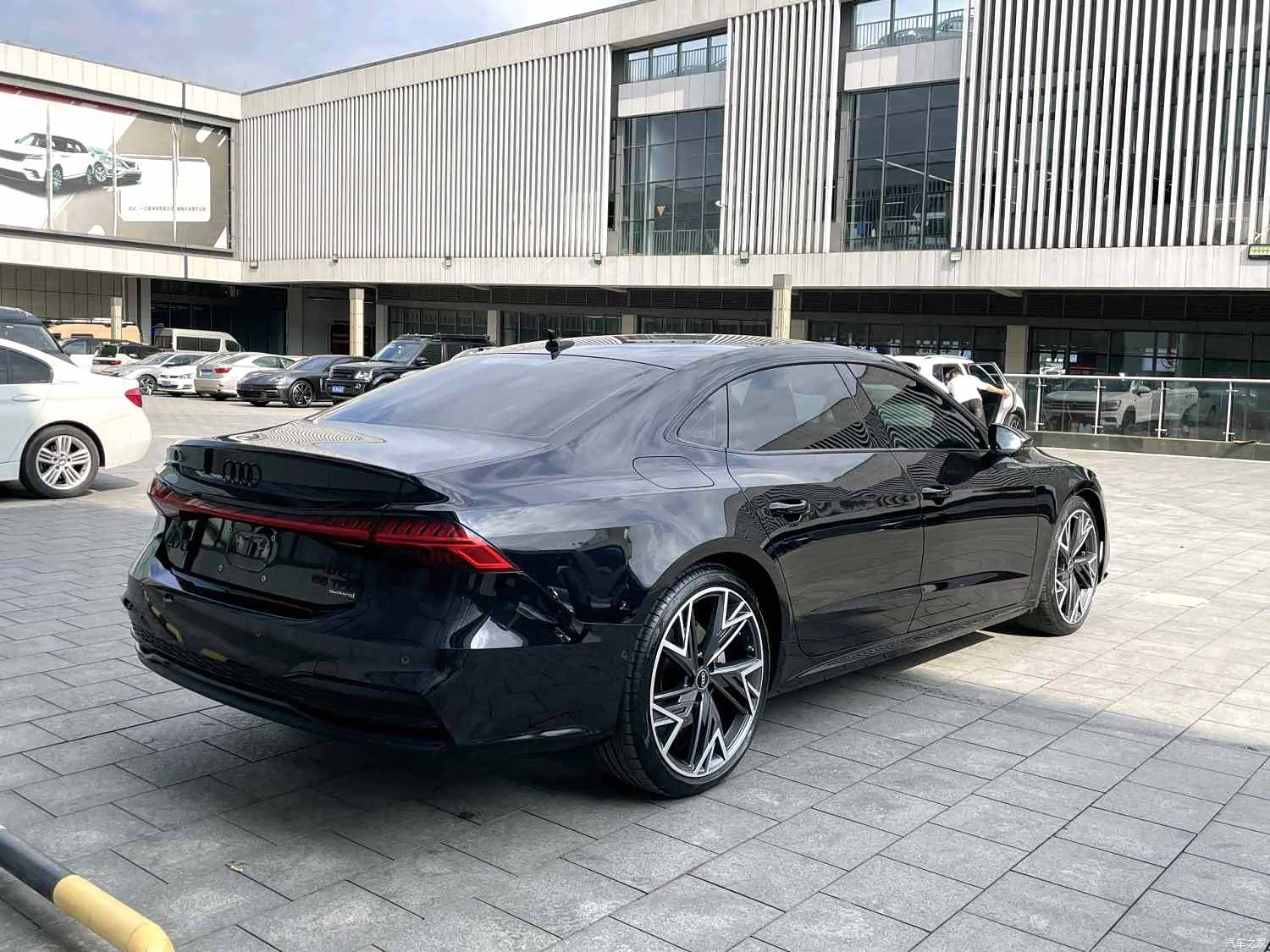 Audi A7L, 2024 6