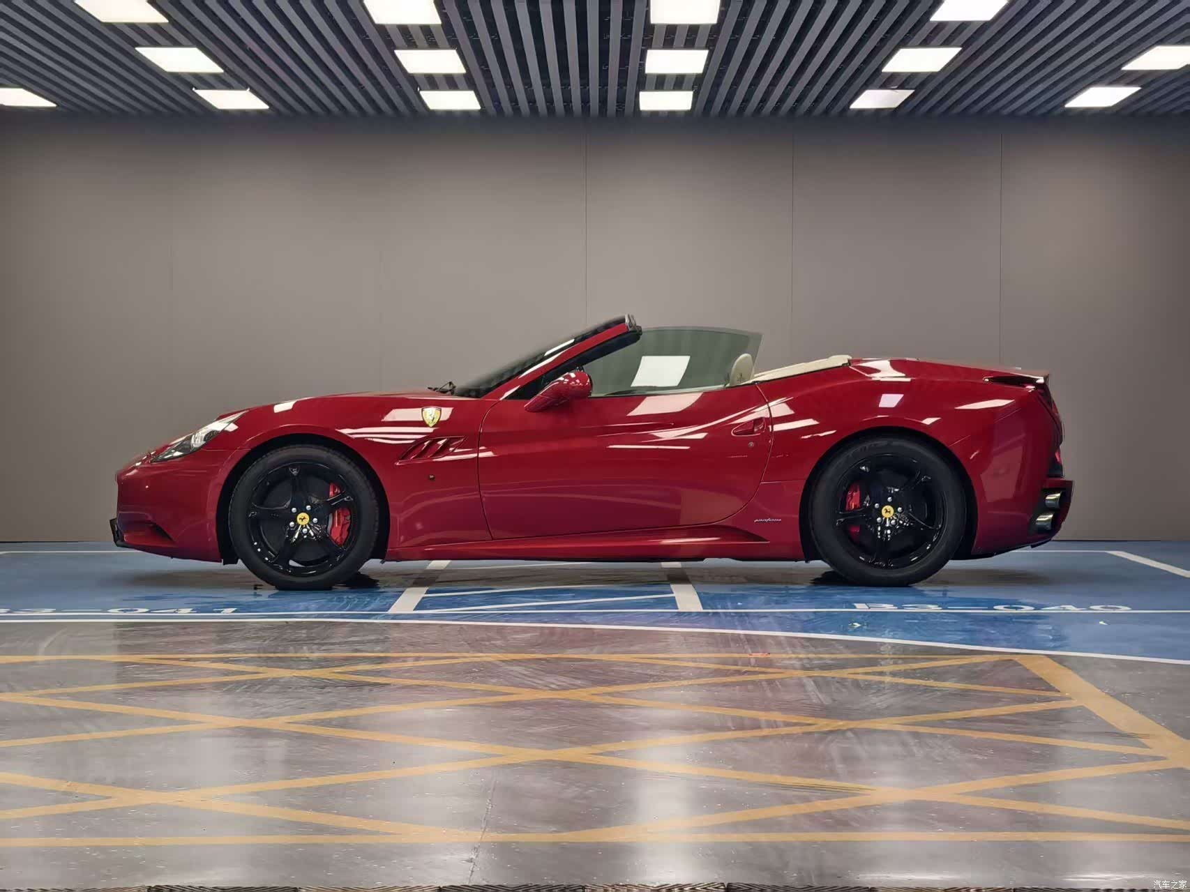 Ferrari California, 2013 4